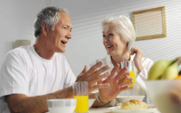  60岁以上的老人为更需要补肽！肽让老人更健康长寿！