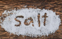人体对食盐的吸收过程及毒副作用