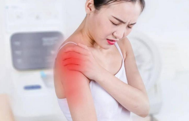 肩膀疼痛原因是什么？怎么才能根治肩周炎